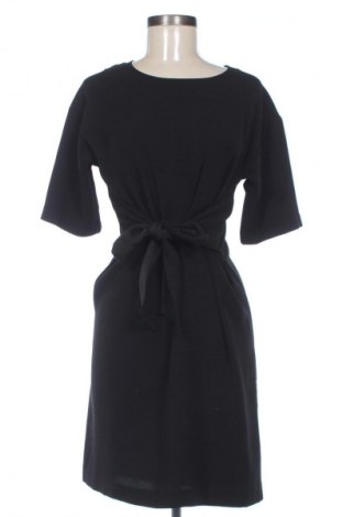 Рокля H&M, Размер S, Цвят Черен, Цена 18,99 лв.