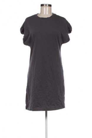 Рокля H&M, Размер S, Цвят Сив, Цена 28,99 лв.