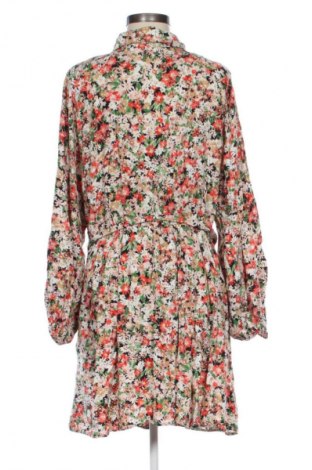 Šaty  H&M, Veľkosť XXL, Farba Viacfarebná, Cena  24,48 €