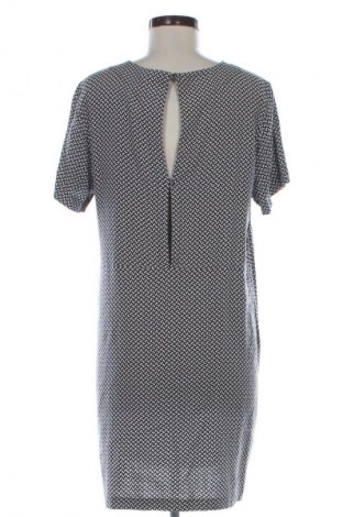 Рокля H&M, Размер L, Цвят Многоцветен, Цена 23,99 лв.