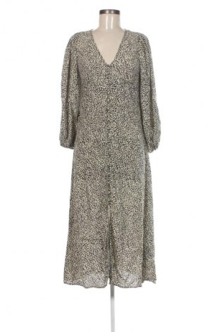 Рокля H&M, Размер S, Цвят Многоцветен, Цена 39,99 лв.