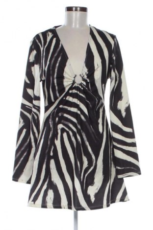 Рокля H&M, Размер M, Цвят Многоцветен, Цена 14,99 лв.