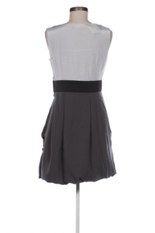 Rochie H&M, Mărime M, Culoare Multicolor, Preț 154,34 Lei