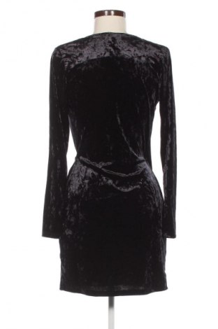 Šaty  H&M Divided, Velikost S, Barva Černá, Cena  89,00 Kč