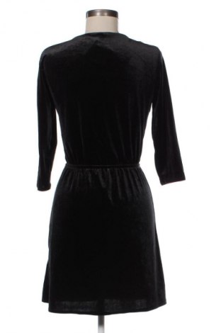 Рокля H&M Divided, Размер XS, Цвят Черен, Цена 29,00 лв.