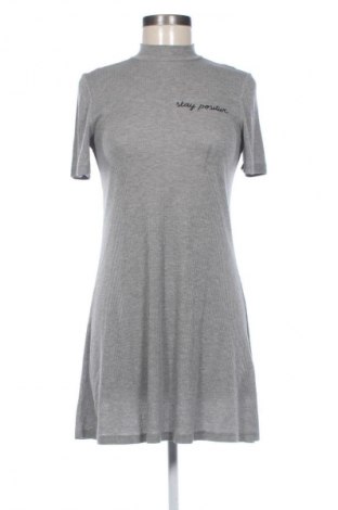 Šaty  H&M Divided, Velikost S, Barva Šedá, Cena  309,00 Kč