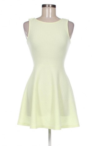 Рокля H&M Divided, Размер M, Цвят Жълт, Цена 29,00 лв.