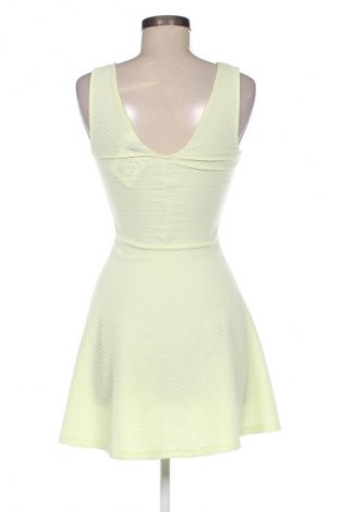 Рокля H&M Divided, Размер M, Цвят Жълт, Цена 29,00 лв.