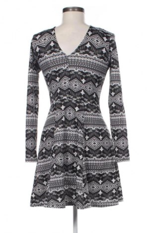 Kleid H&M Divided, Größe M, Farbe Mehrfarbig, Preis € 14,83