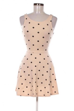 Рокля H&M Divided, Размер S, Цвят Многоцветен, Цена 29,00 лв.