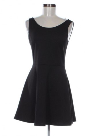 Šaty  H&M Divided, Velikost M, Barva Černá, Cena  367,00 Kč