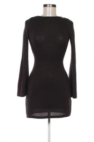 Рокля H&M Divided, Размер XS, Цвят Сив, Цена 29,00 лв.