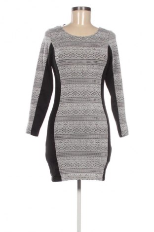 Kleid H&M Divided, Größe M, Farbe Mehrfarbig, Preis € 14,83