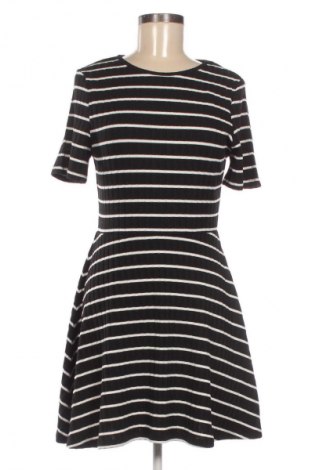 Kleid H&M Divided, Größe M, Farbe Mehrfarbig, Preis € 14,83