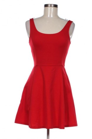Рокля H&M Divided, Размер M, Цвят Червен, Цена 23,99 лв.