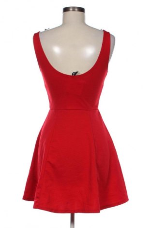 Рокля H&M Divided, Размер M, Цвят Червен, Цена 23,99 лв.