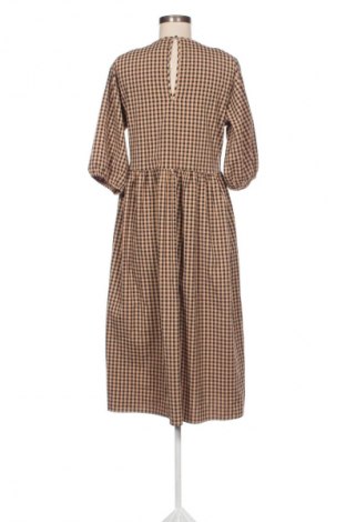 Рокля House, Размер M, Цвят Многоцветен, Цена 28,88 лв.