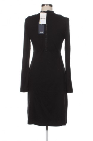 Рокля Joop!, Размер M, Цвят Черен, Цена 309,99 лв.