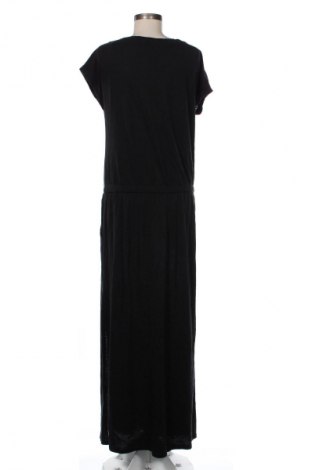 Sukienka Juvia, Rozmiar M, Kolor Czarny, Cena 189,00 zł