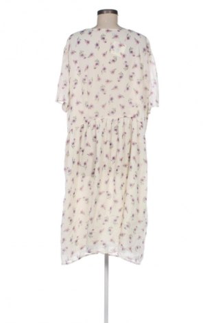 Рокля Kiabi, Размер 3XL, Цвят Многоцветен, Цена 28,99 лв.