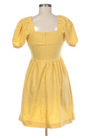 Рокля LCW, Размер S, Цвят Жълт, Цена 29,00 лв.