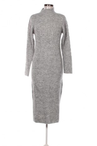 Рокля Lascana, Размер M, Цвят Сив, Цена 76,99 лв.