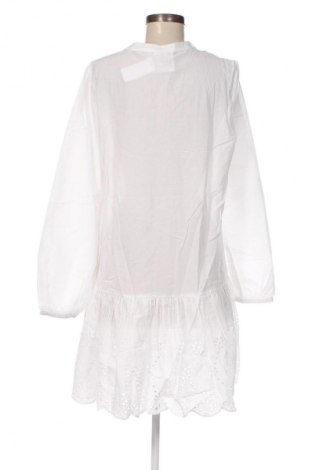 Ruha Lascana, Méret L, Szín Fehér, Ár 22 229 Ft