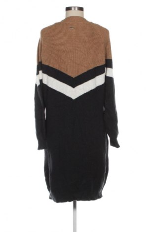 Ruha Laura Scott, Méret M, Szín Sokszínű, Ár 9 569 Ft