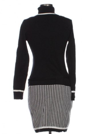 Ruha Laura Scott, Méret M, Szín Sokszínű, Ár 11 839 Ft