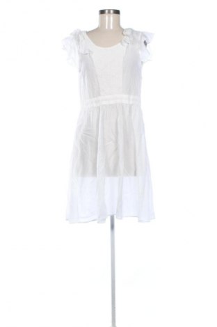 Kleid Leara Woman, Größe M, Farbe Weiß, Preis 14,77 €