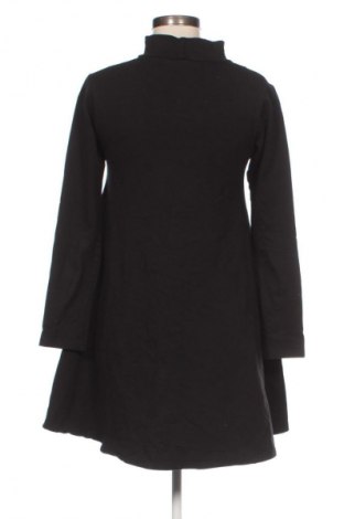 Рокля Lena, Размер M, Цвят Черен, Цена 48,00 лв.