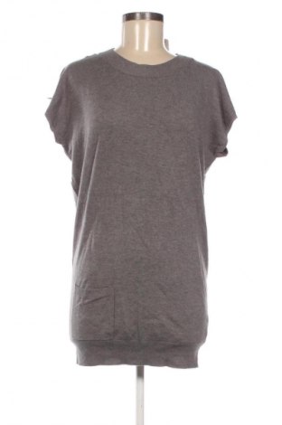 Рокля Louise Orop, Размер M, Цвят Сив, Цена 29,00 лв.