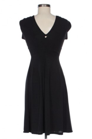 Рокля Lynne, Размер S, Цвят Черен, Цена 39,08 лв.