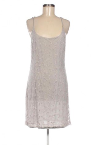 Рокля Madeleine, Размер M, Цвят Сив, Цена 82,00 лв.