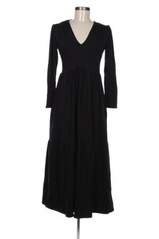 Kleid Makadamia, Größe M, Farbe Schwarz, Preis € 72,99