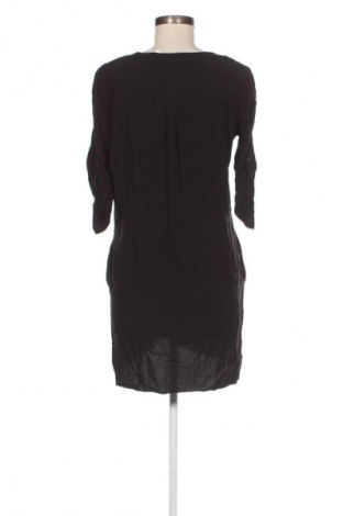 Sukienka Mango, Rozmiar M, Kolor Czarny, Cena 77,75 zł