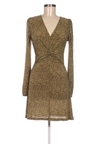 Рокля Mango, Размер M, Цвят Многоцветен, Цена 24,31 лв.