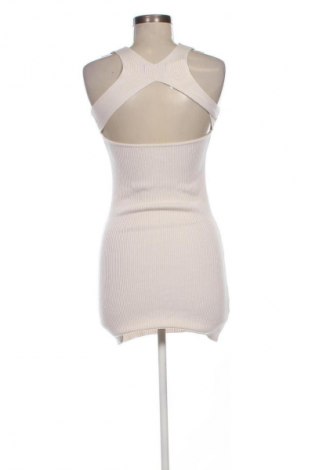 Ruha Mango, Méret S, Szín Fehér, Ár 2 000 Ft