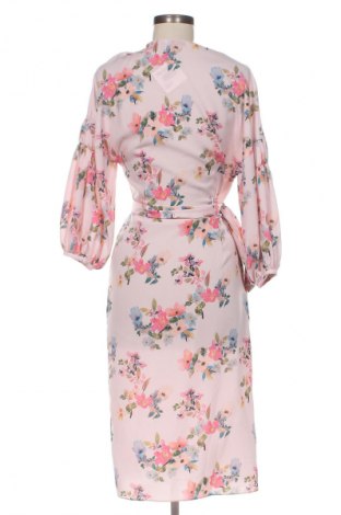 Рокля Mango, Размер S, Цвят Многоцветен, Цена 41,04 лв.