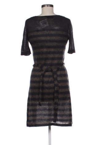 Рокля Marc Cain, Размер M, Цвят Многоцветен, Цена 205,28 лв.