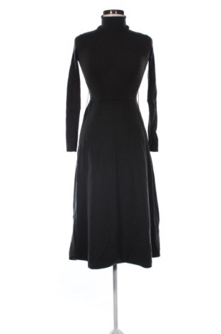 Рокля Massimo Dutti, Размер XS, Цвят Зелен, Цена 53,99 лв.