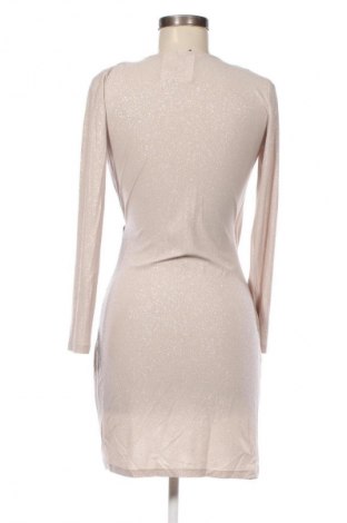 Рокля Moe, Размер M, Цвят Бежов, Цена 87,99 лв.