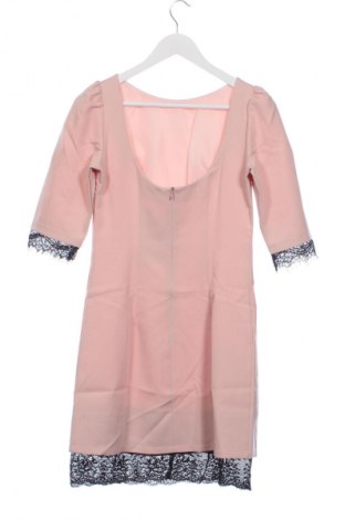 Рокля Moe, Размер S, Цвят Розов, Цена 85,99 лв.