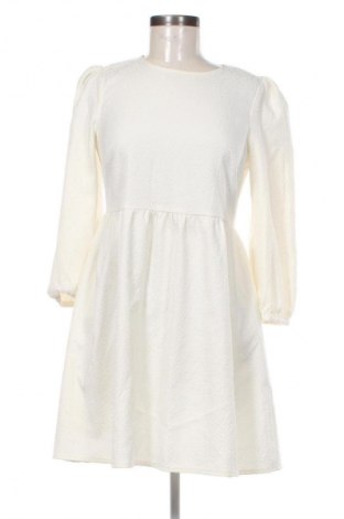 Рокля Mohito, Размер XS, Цвят Екрю, Цена 29,00 лв.