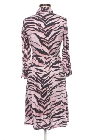 Рокля Mohito, Размер S, Цвят Многоцветен, Цена 53,99 лв.