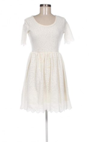 Рокля Monki, Размер S, Цвят Екрю, Цена 27,00 лв.