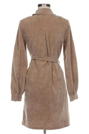Рокля NA-KD, Размер S, Цвят Бежов, Цена 30,99 лв.