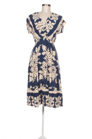 Рокля NEW COLLECTION, Размер L, Цвят Многоцветен, Цена 48,00 лв.