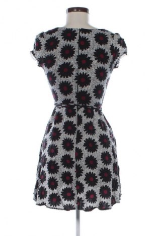 Φόρεμα New Look, Μέγεθος S, Χρώμα Πολύχρωμο, Τιμή 14,99 €