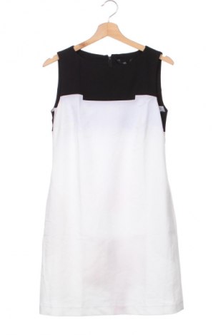 Рокля Nife, Размер S, Цвят Многоцветен, Цена 152,99 лв.